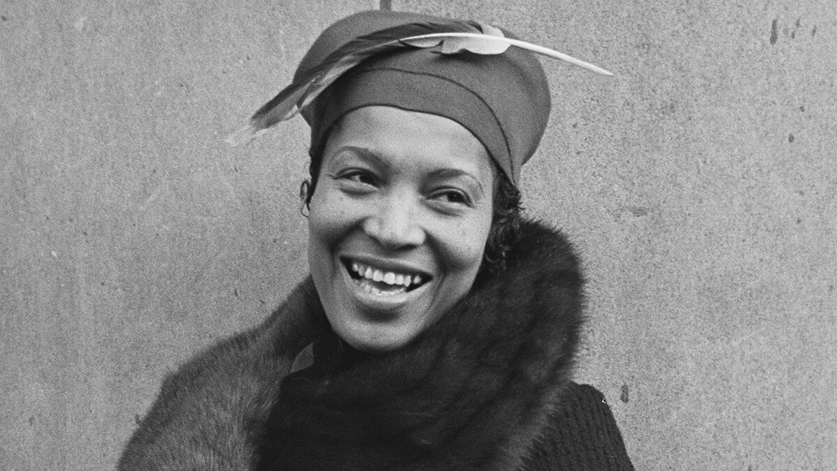 Zora Neale Hurston – A Literary Icon of the Harlem Renaissance